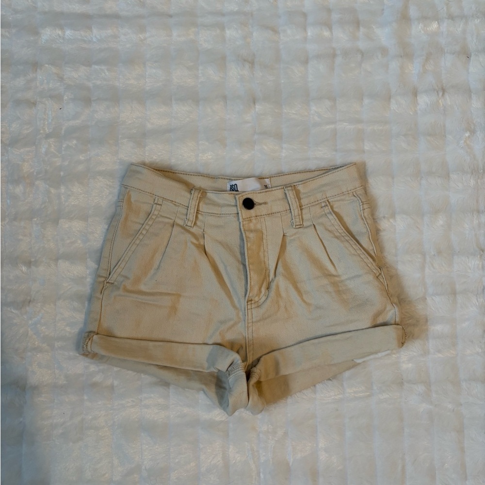 RSQ cream colored denim shorts
